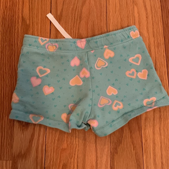 Carter’s shorts bundle - Picture 3 of 10